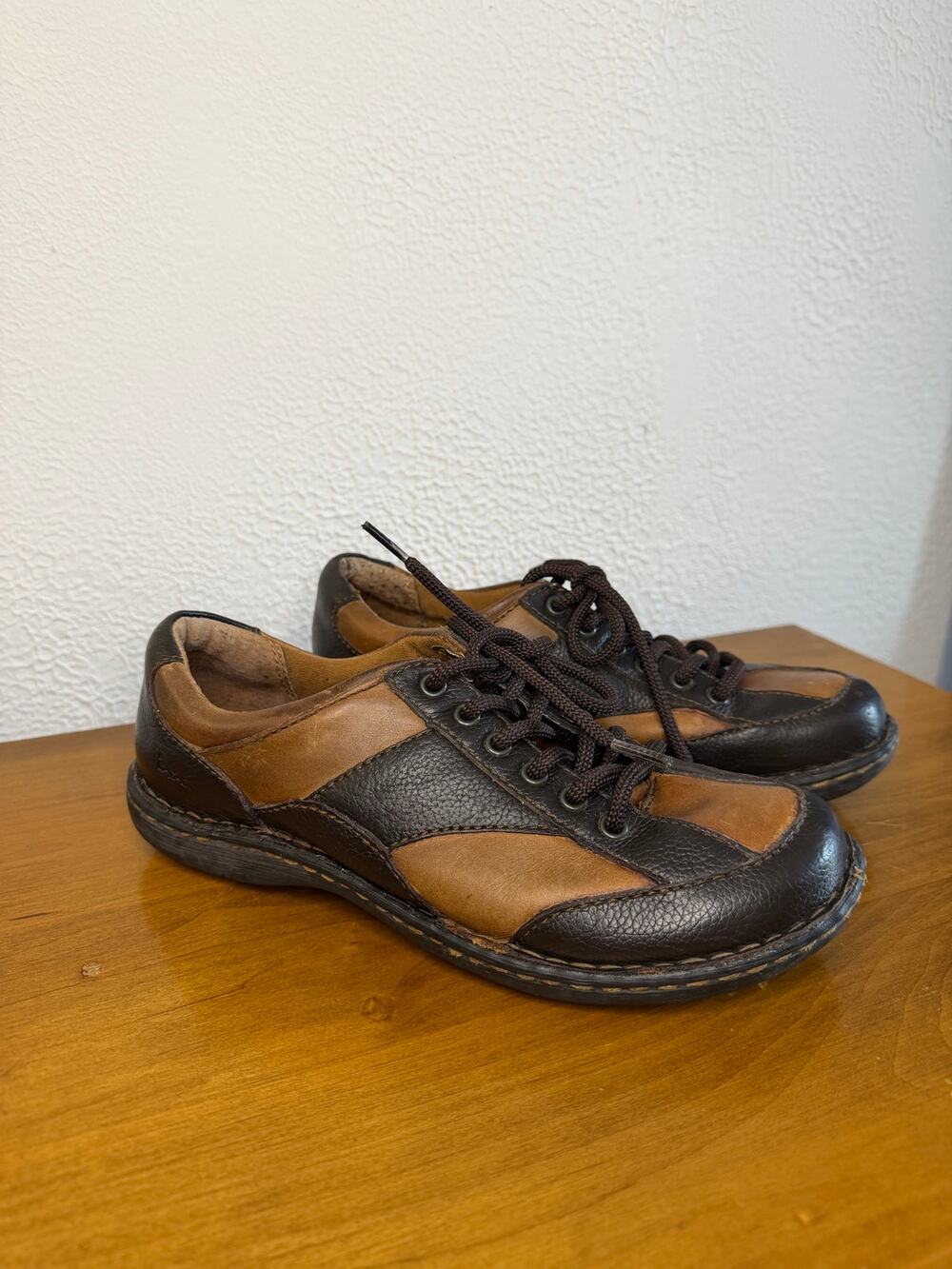 B.O.C. Born Concept Leather Lace Up Comfort Shoes Brown Two Tone Women’s 7.5
